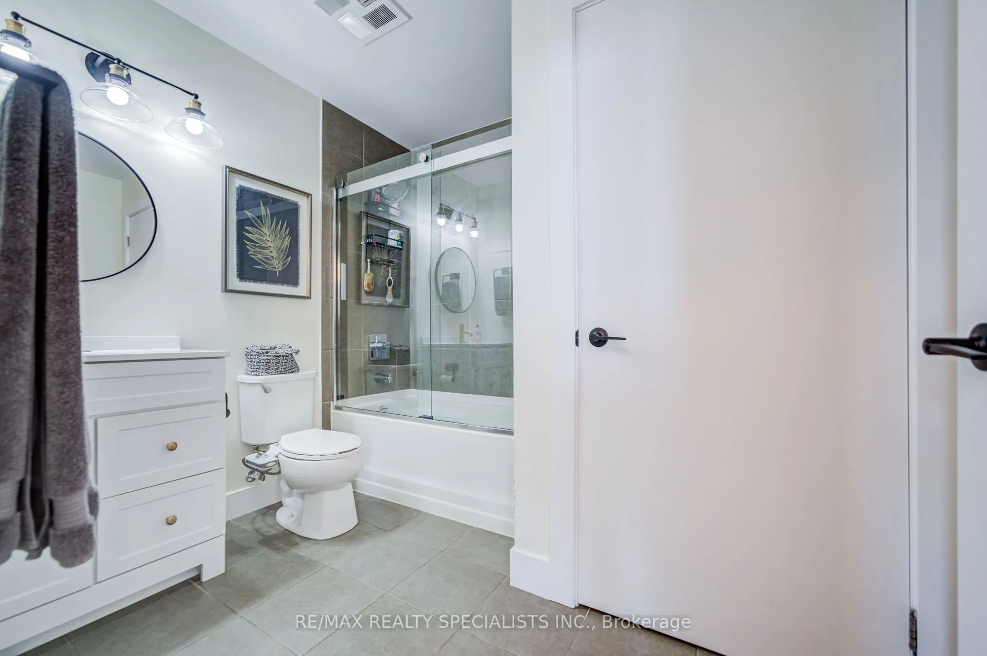 2486 Old Bronte Road, #822