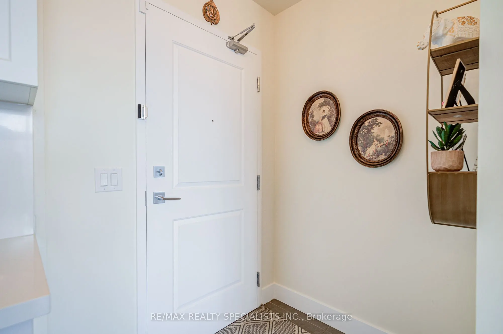 2486 Old Bronte Road, #822