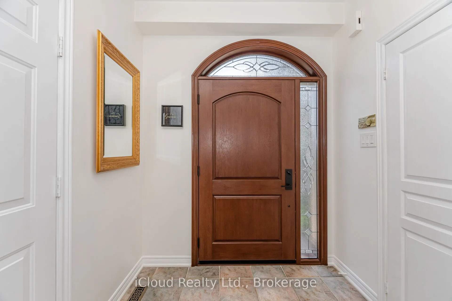 5505 Middleport Crescent