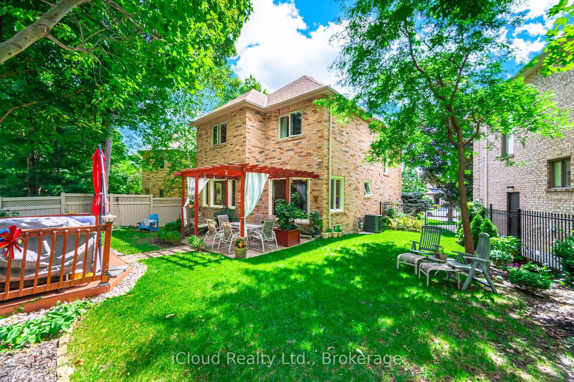 5505 Middleport Crescent