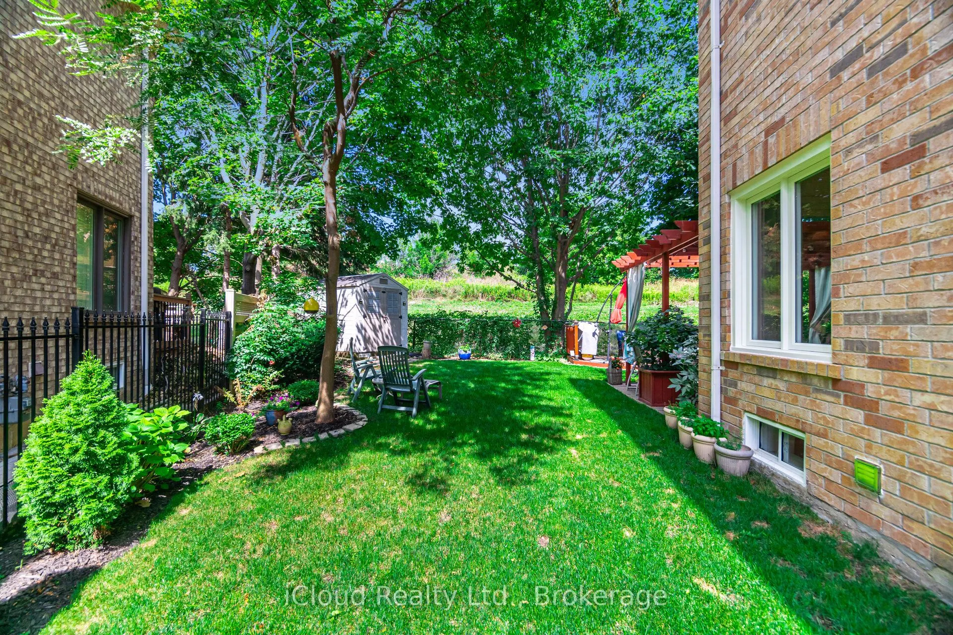 5505 Middleport Crescent