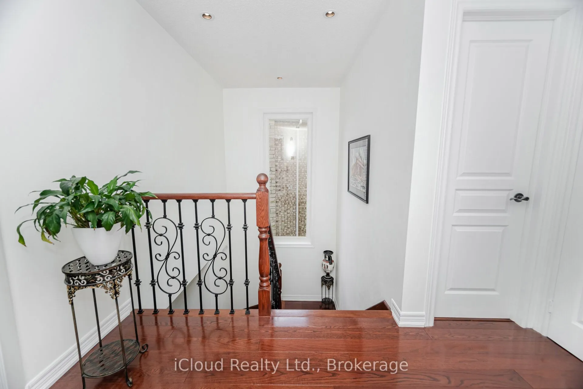 5505 Middleport Crescent