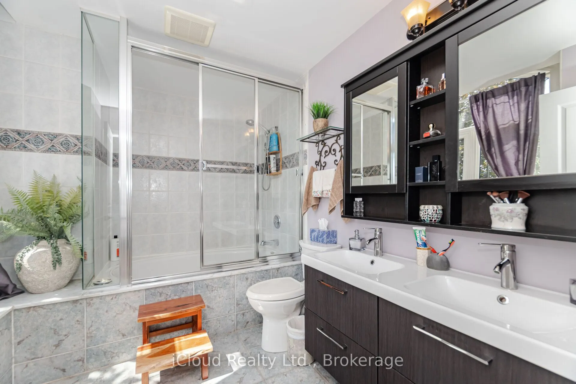 5505 Middleport Crescent