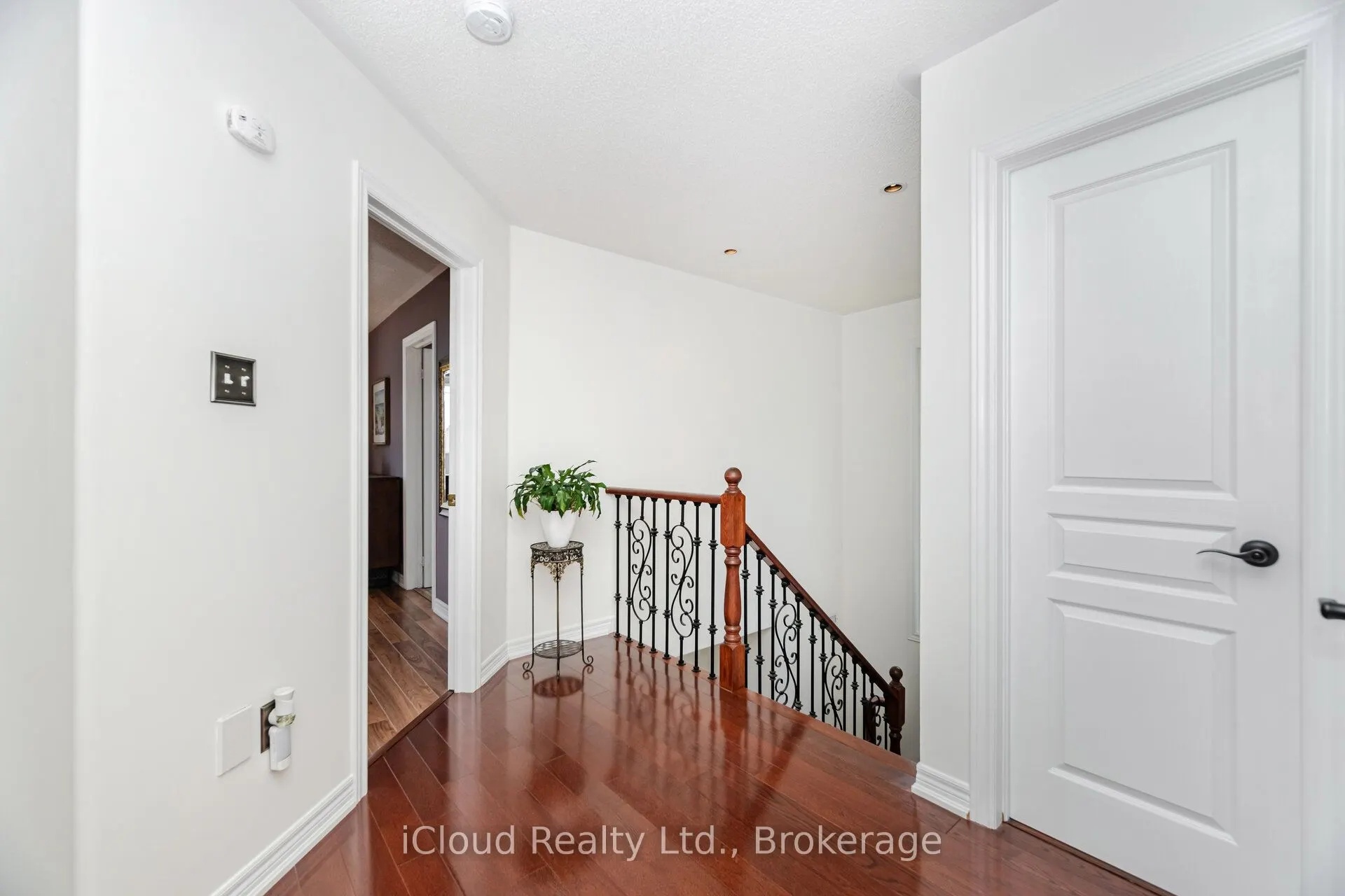 5505 Middleport Crescent