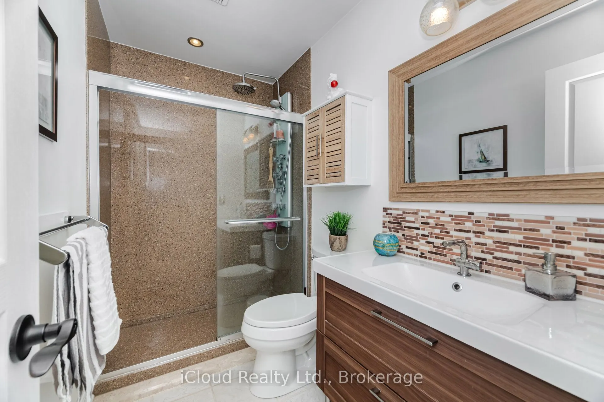5505 Middleport Crescent