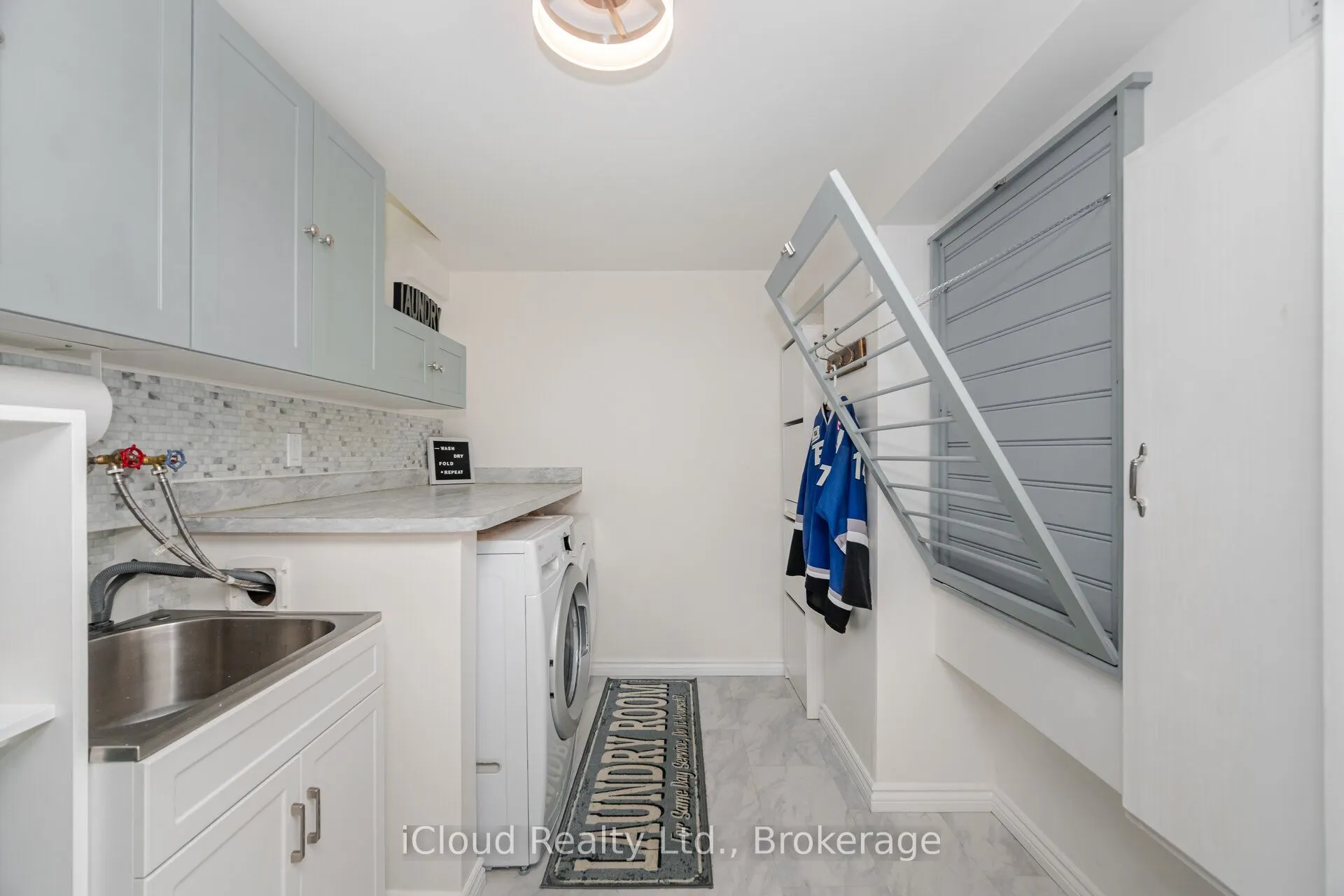 5505 Middleport Crescent