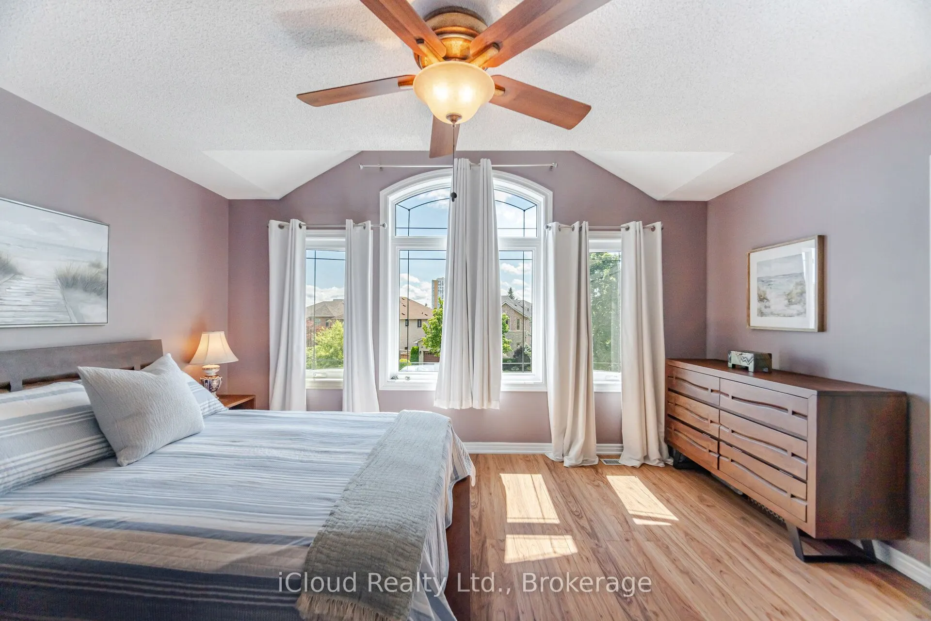 5505 Middleport Crescent