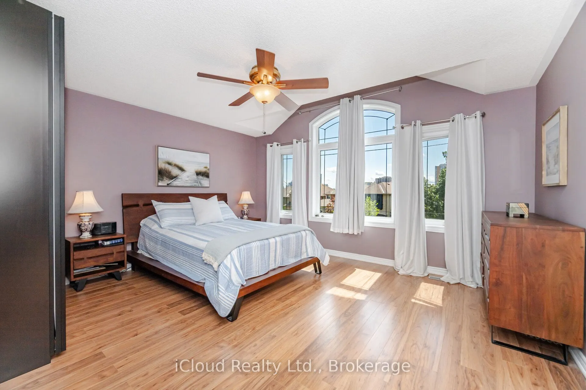 5505 Middleport Crescent