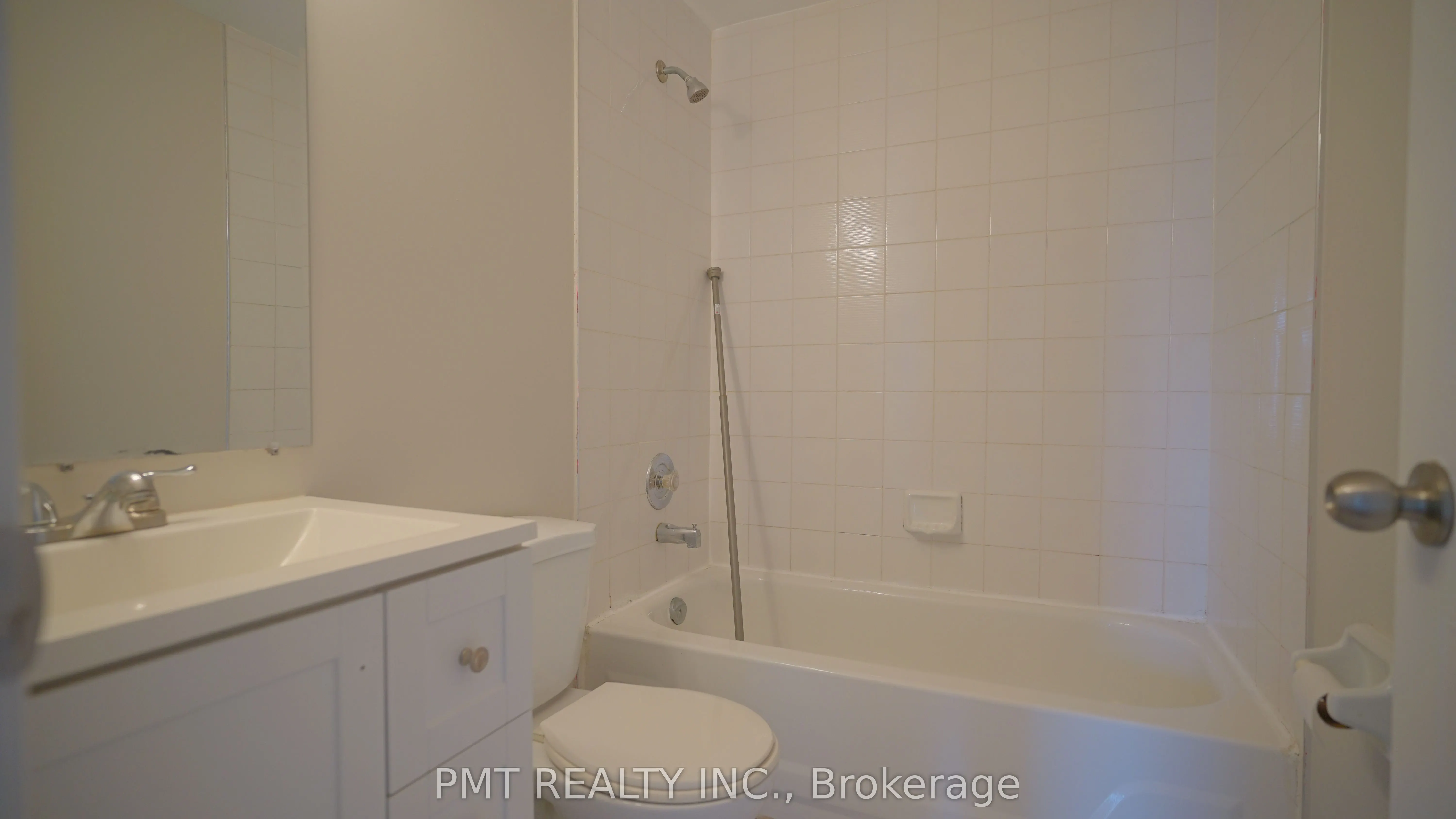 1530 Reeves Gate, #24
