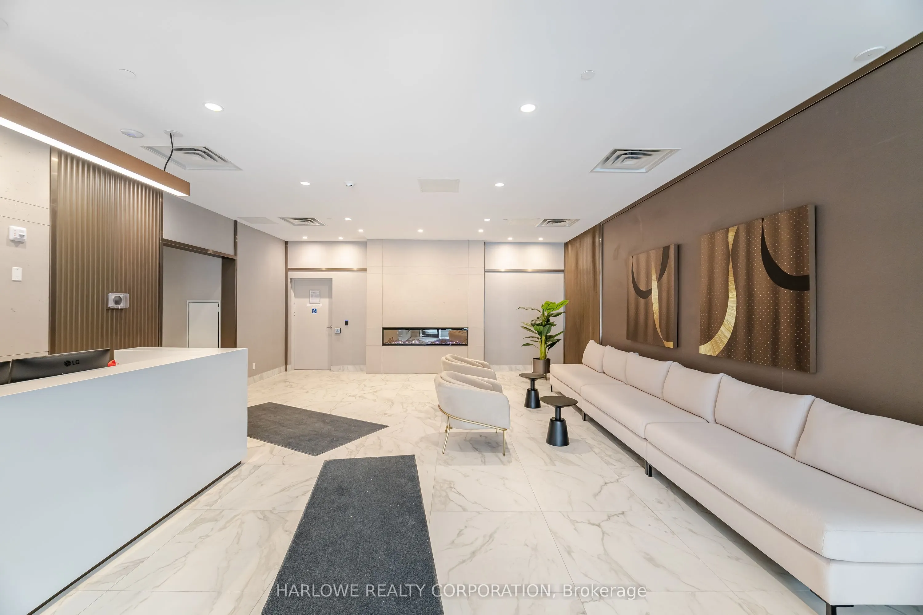 490 Gordon Krantz Avenue, #515