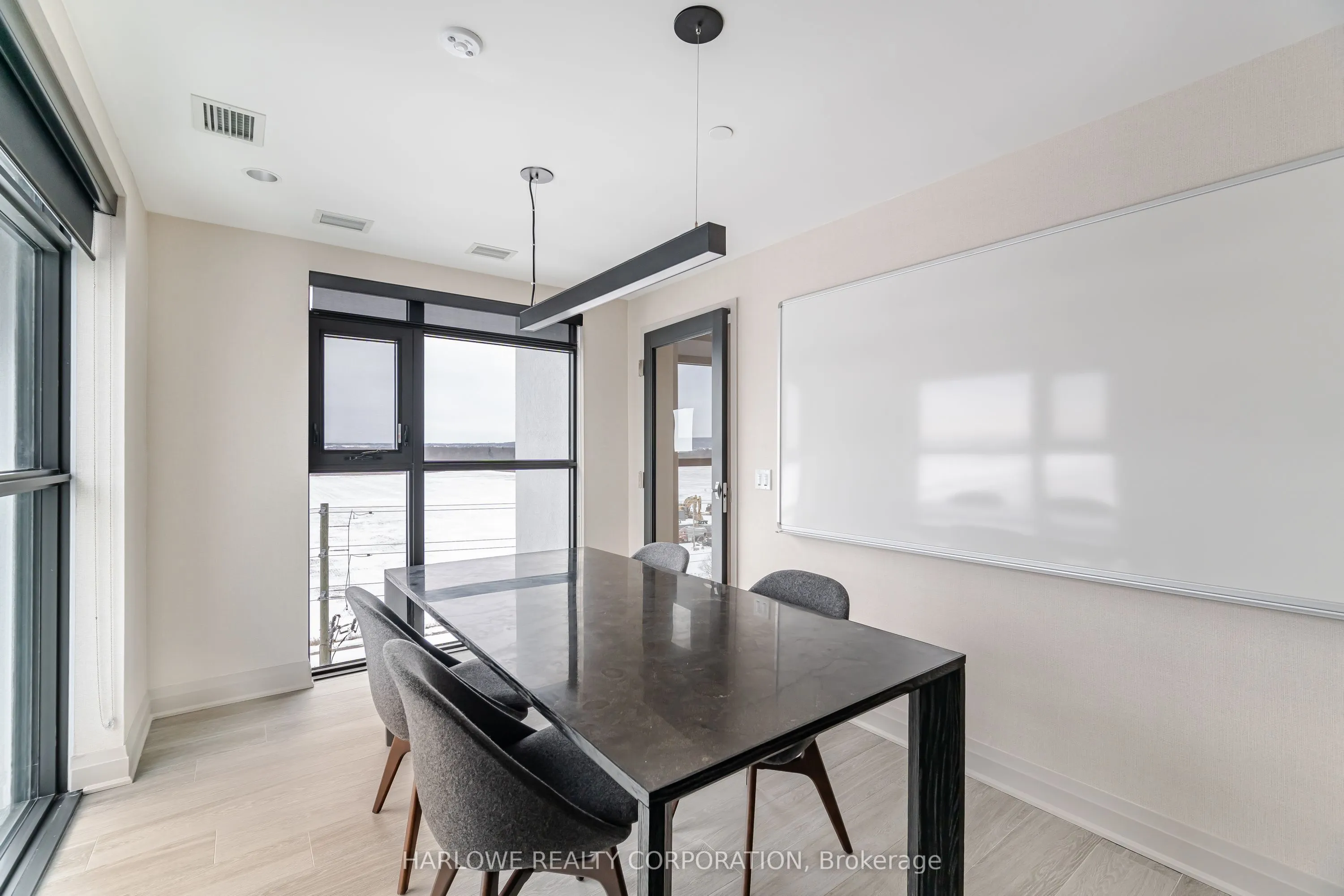 490 Gordon Krantz Avenue, #515