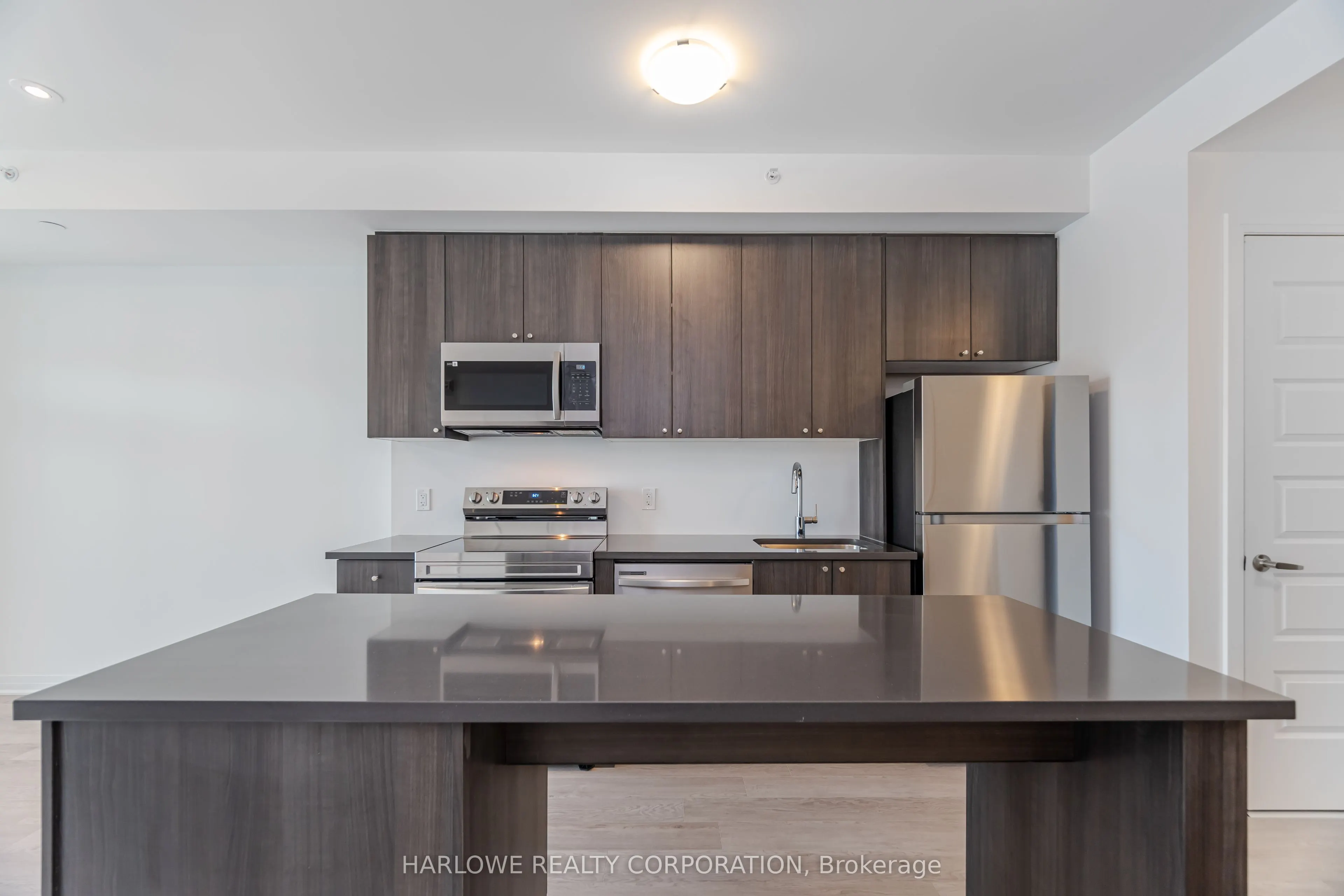 490 Gordon Krantz Avenue, #515