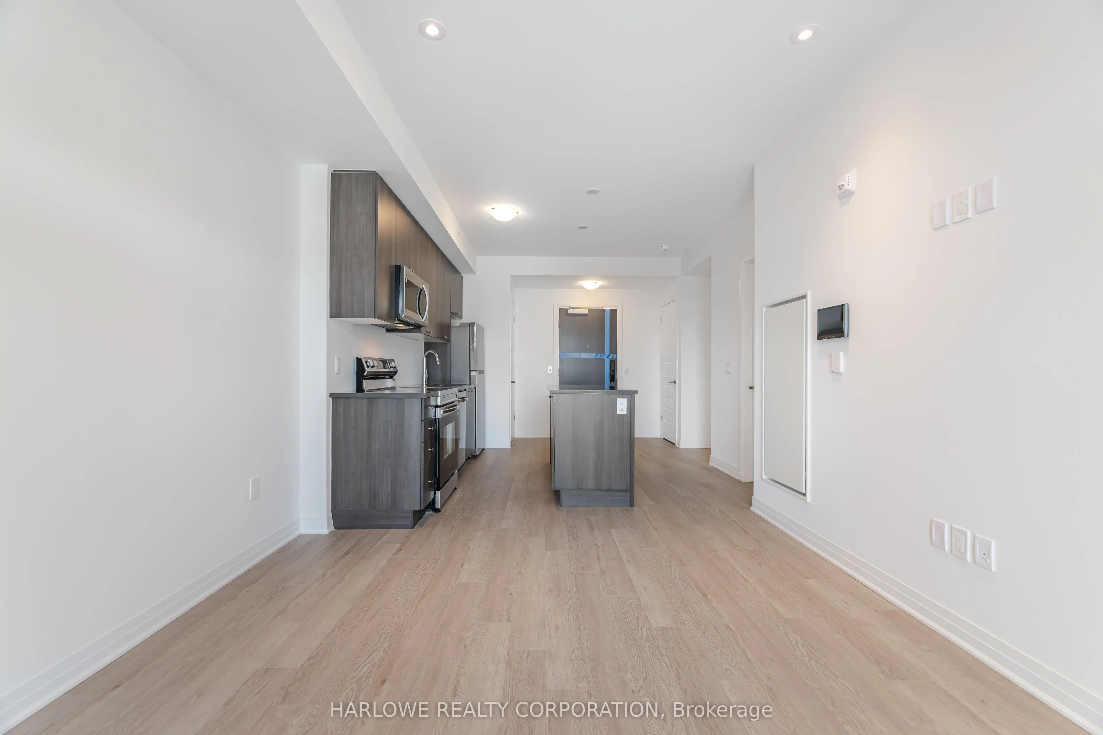 490 Gordon Krantz Avenue, #515