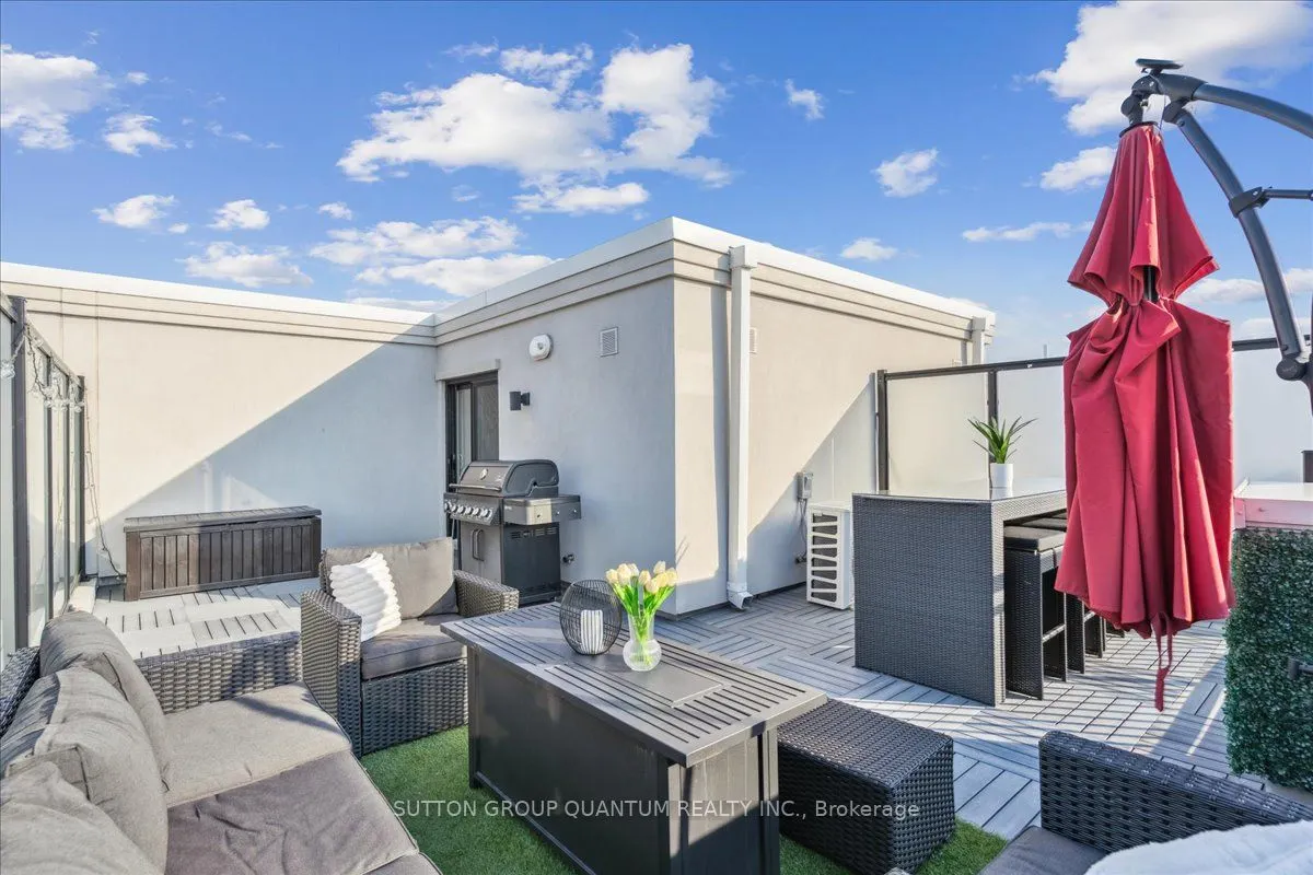 652 Cricklewood Drive, #220