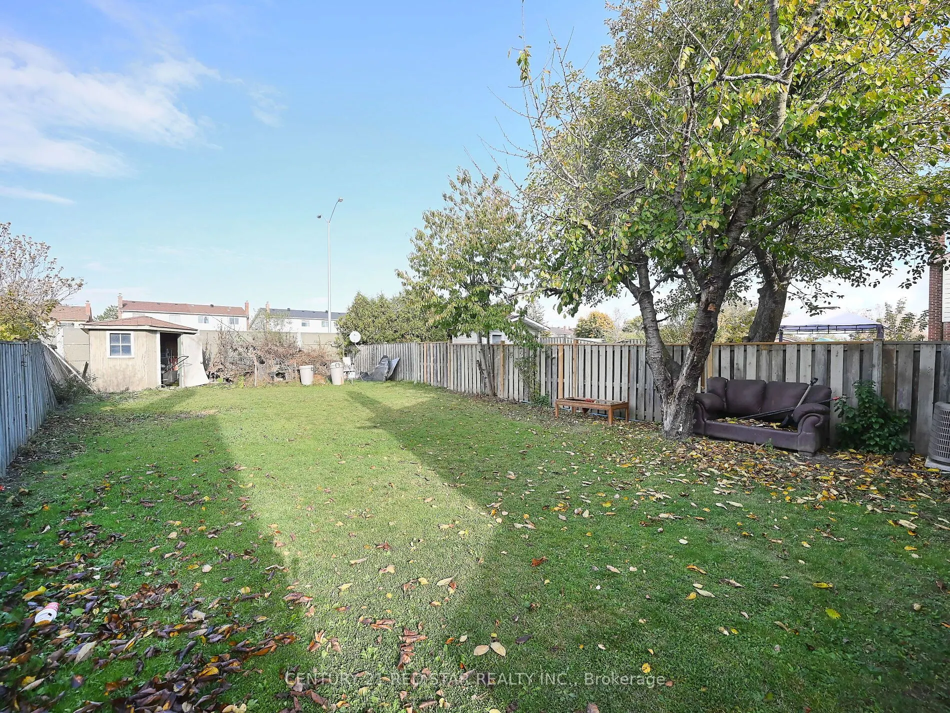 433 Hansen Road N