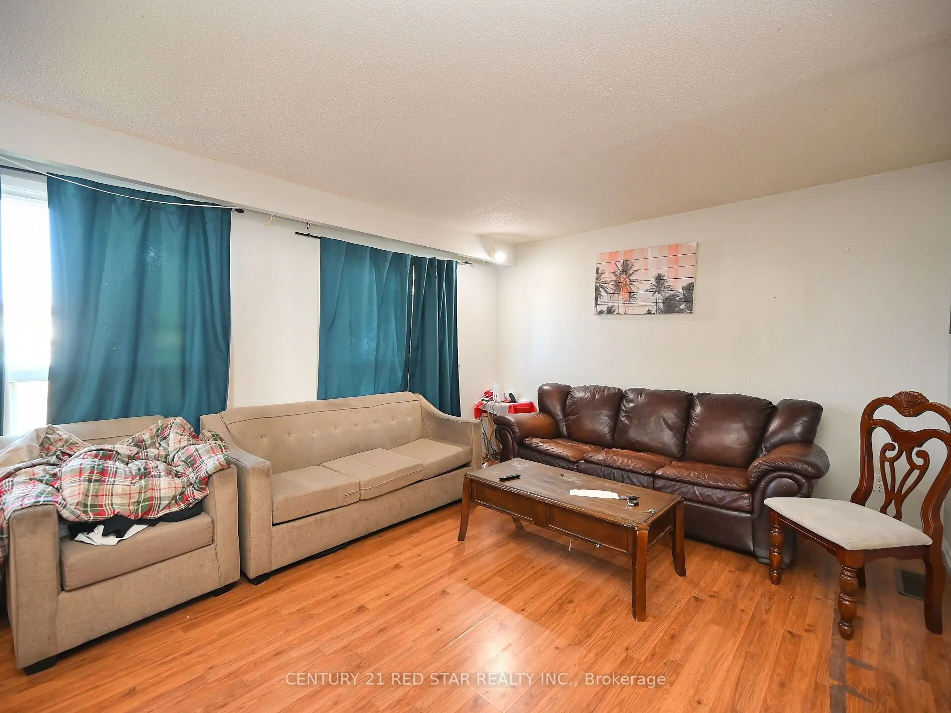 433 Hansen Road N
