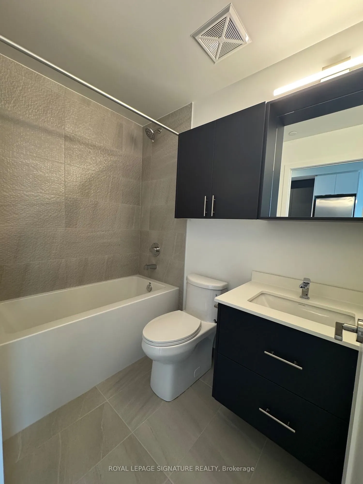 5105 Hurontario Street, #3009