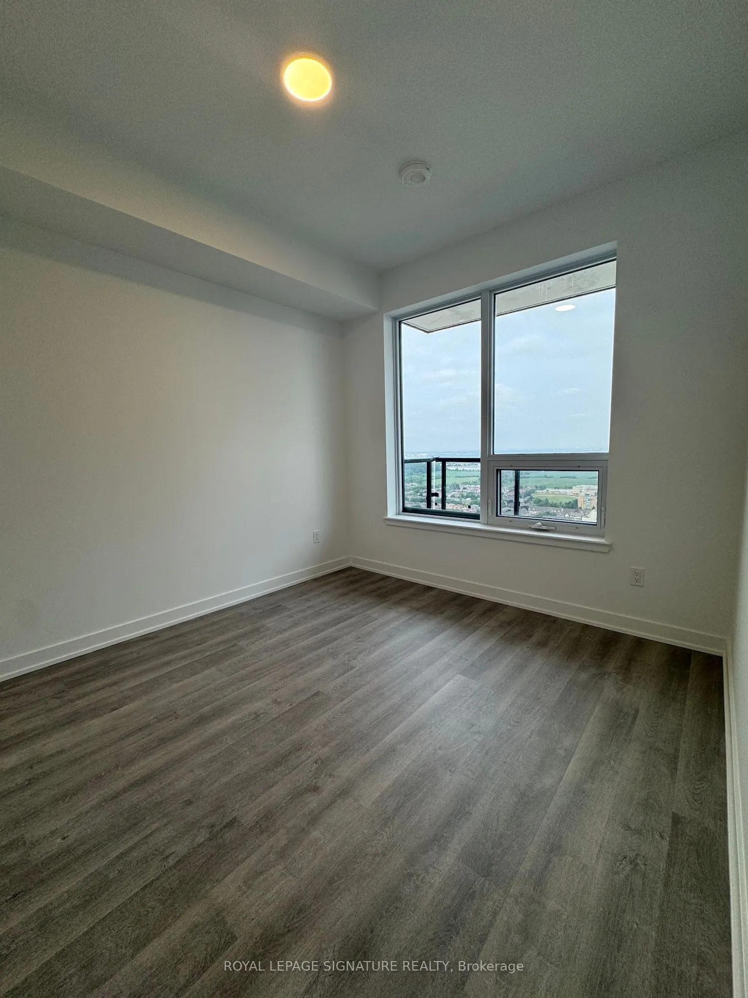 5105 Hurontario Street, #3009