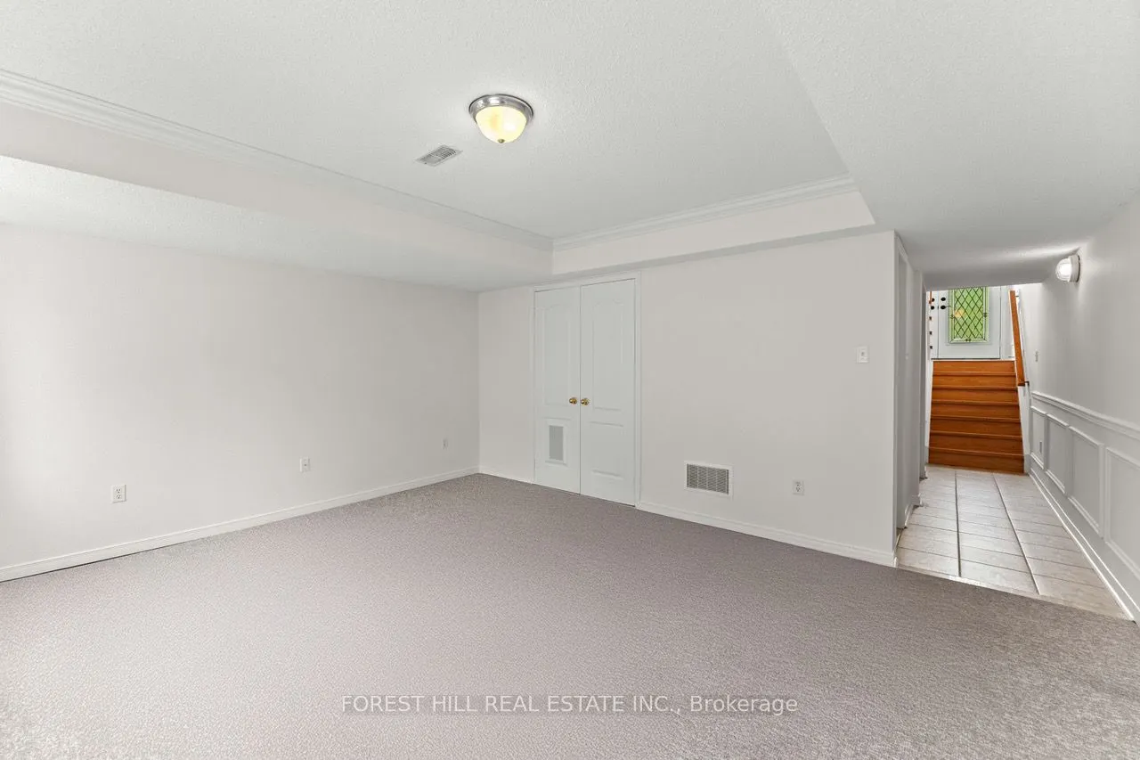5817 Tiz Road