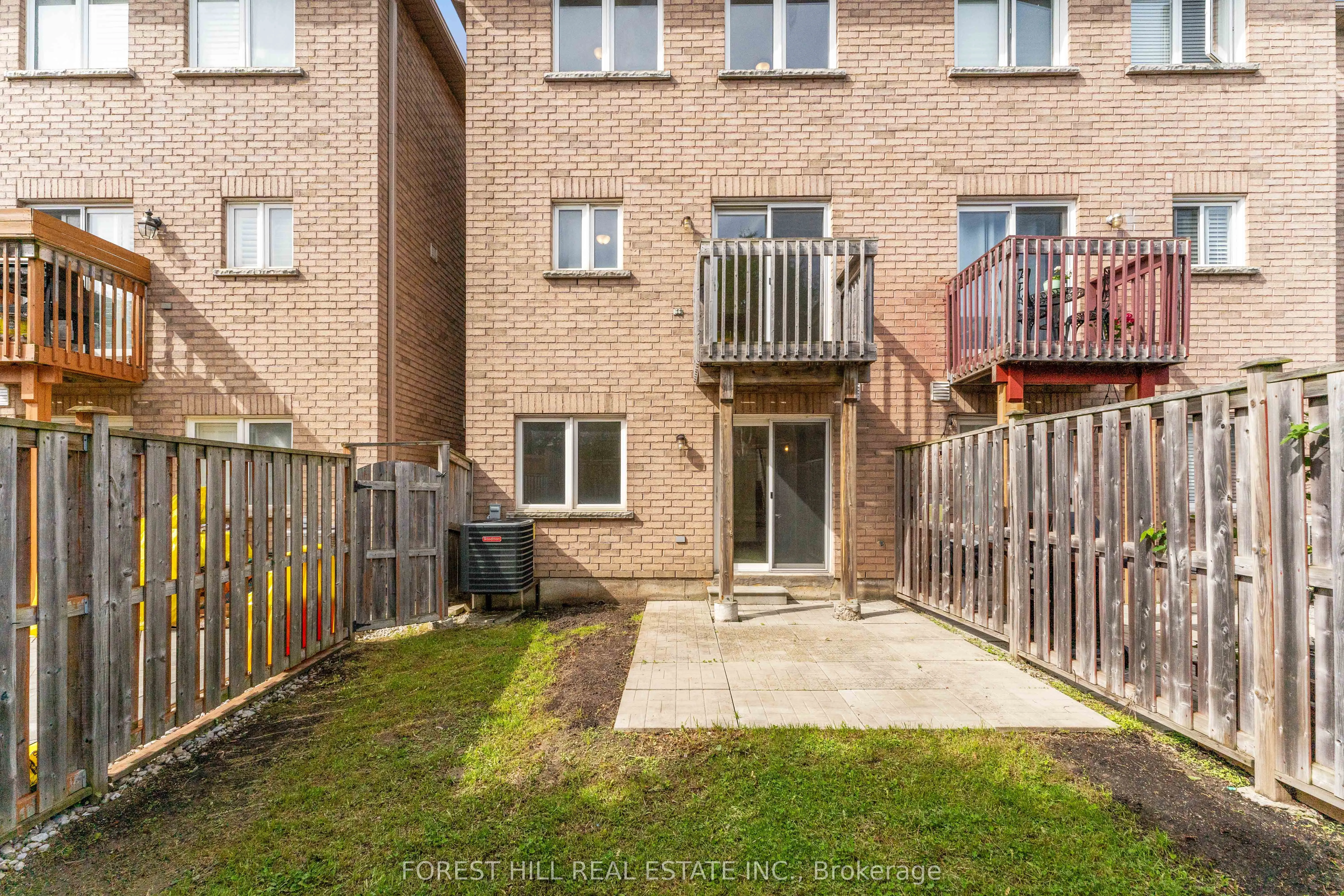 5817 Tiz Road