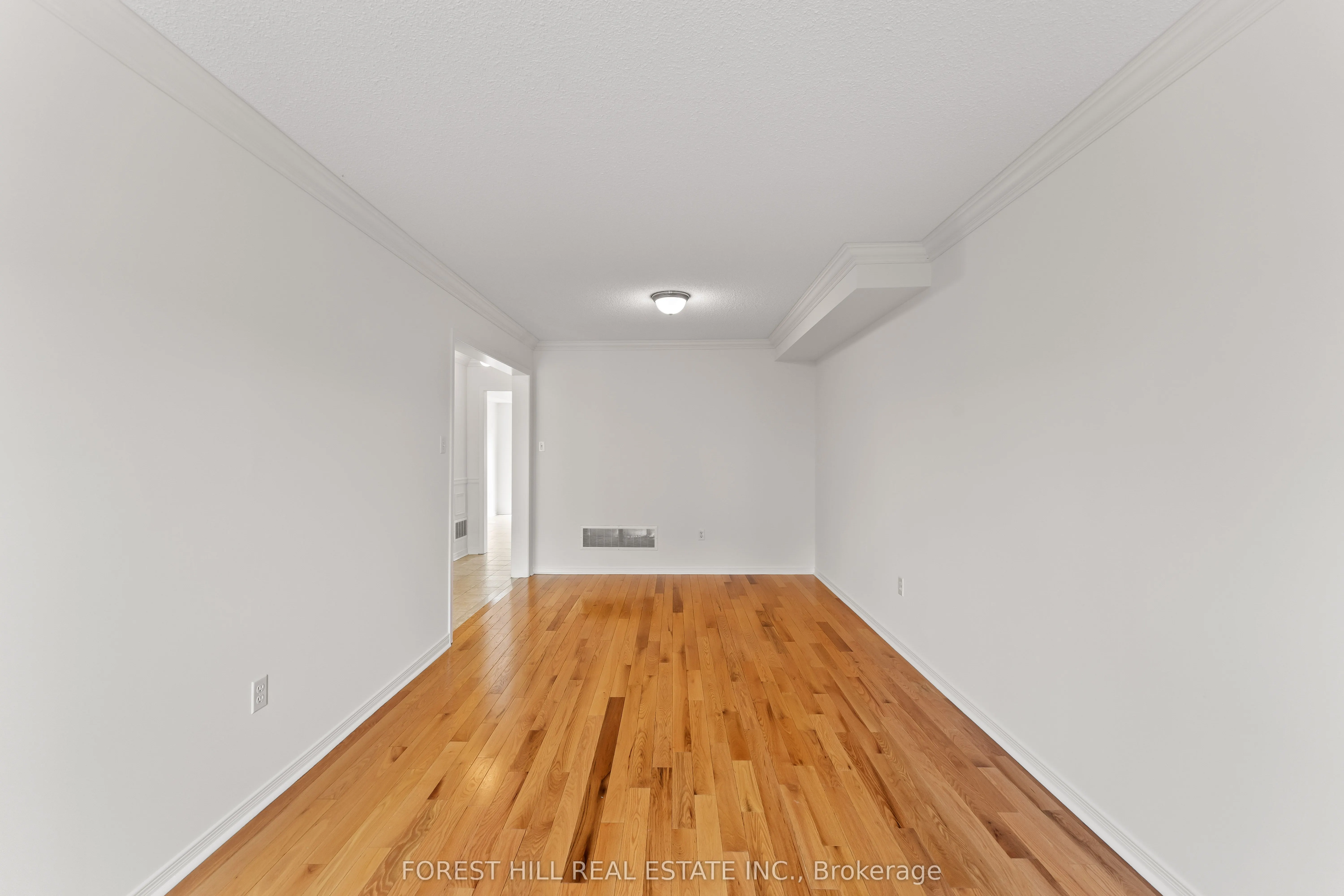 5817 Tiz Road