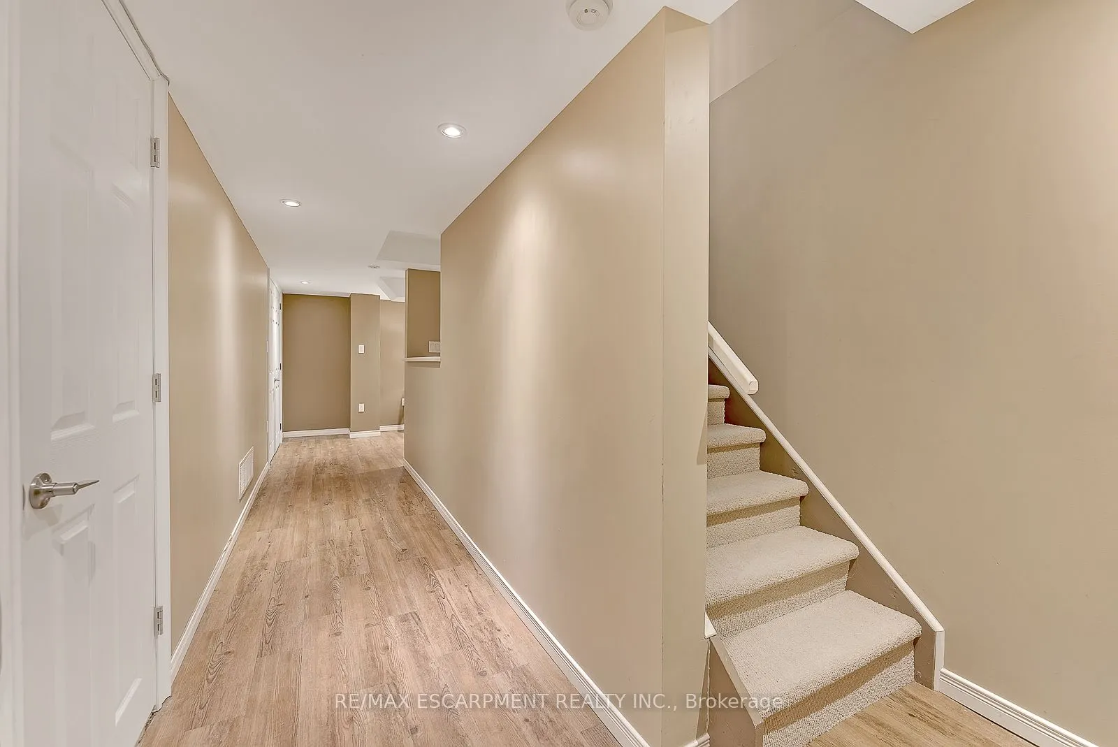 1749 Samuelson Circle