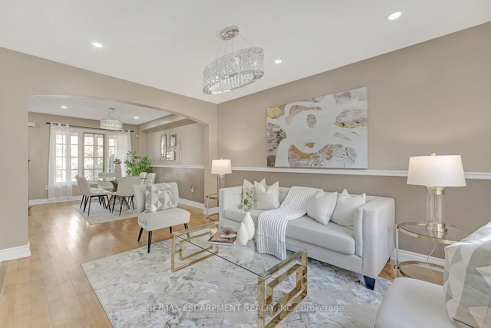 1749 Samuelson Circle