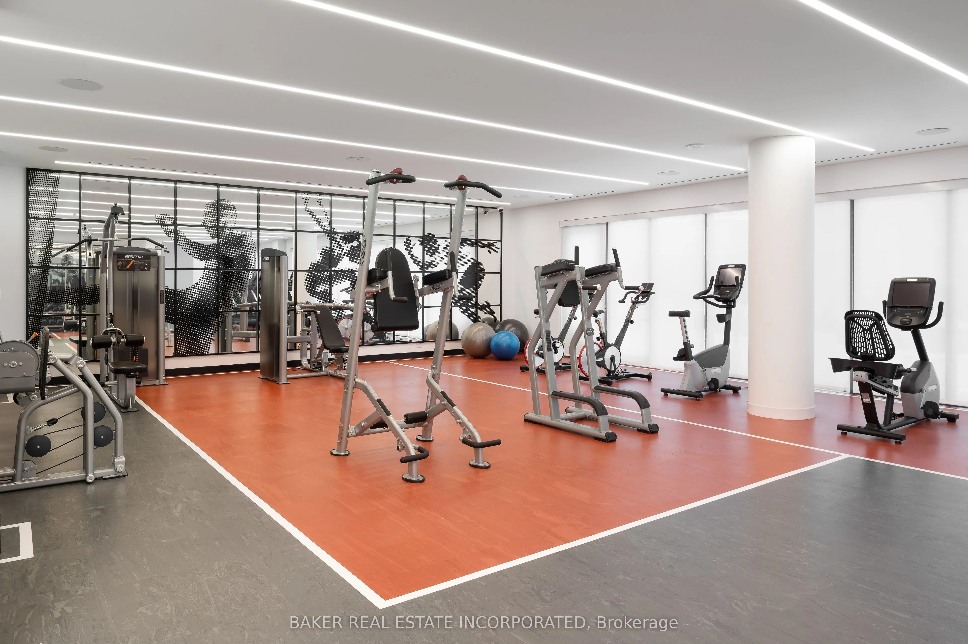 740 Dupont Street, #324