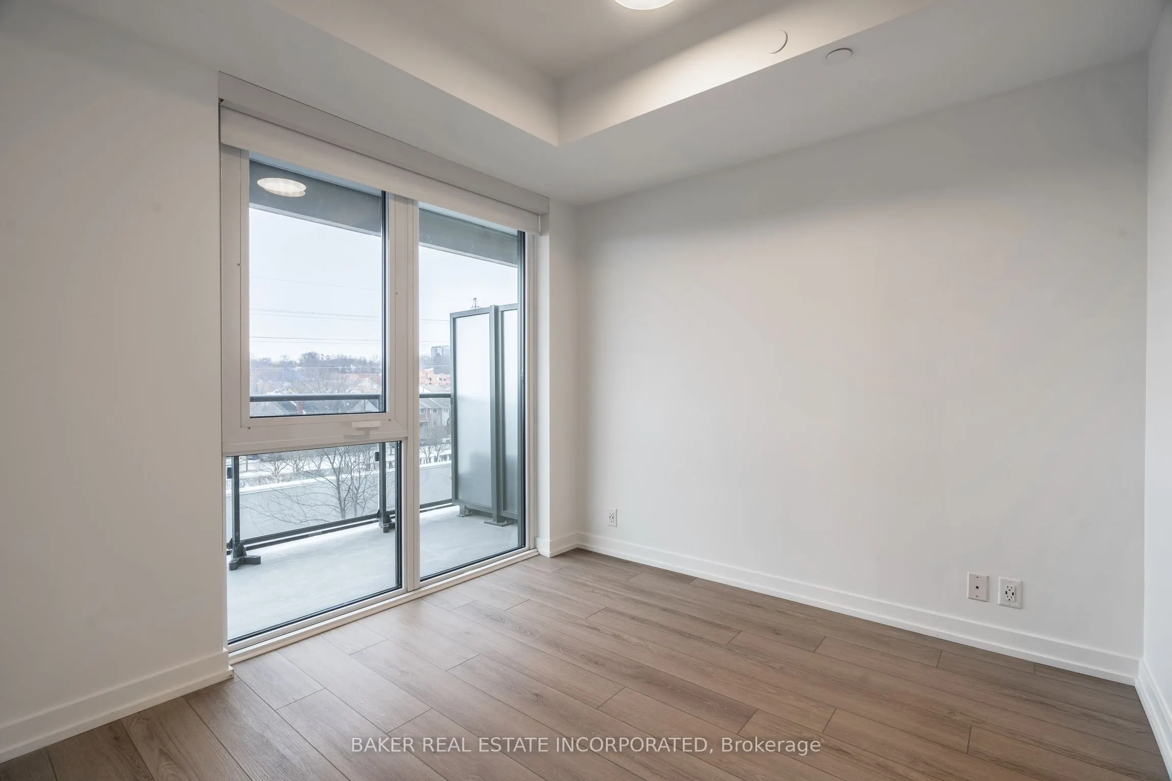740 Dupont Street, #324