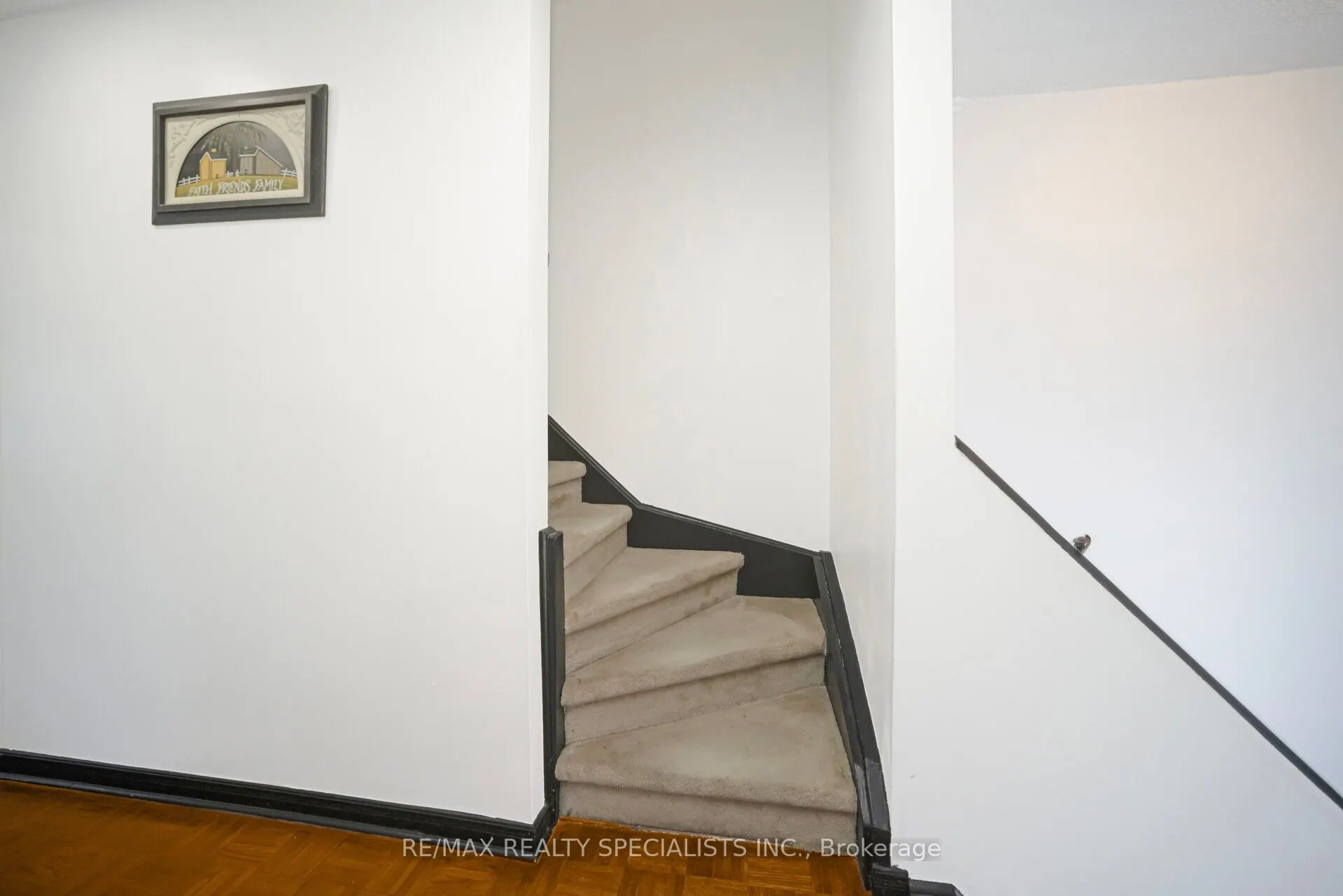 28 Lincoln Court, #28