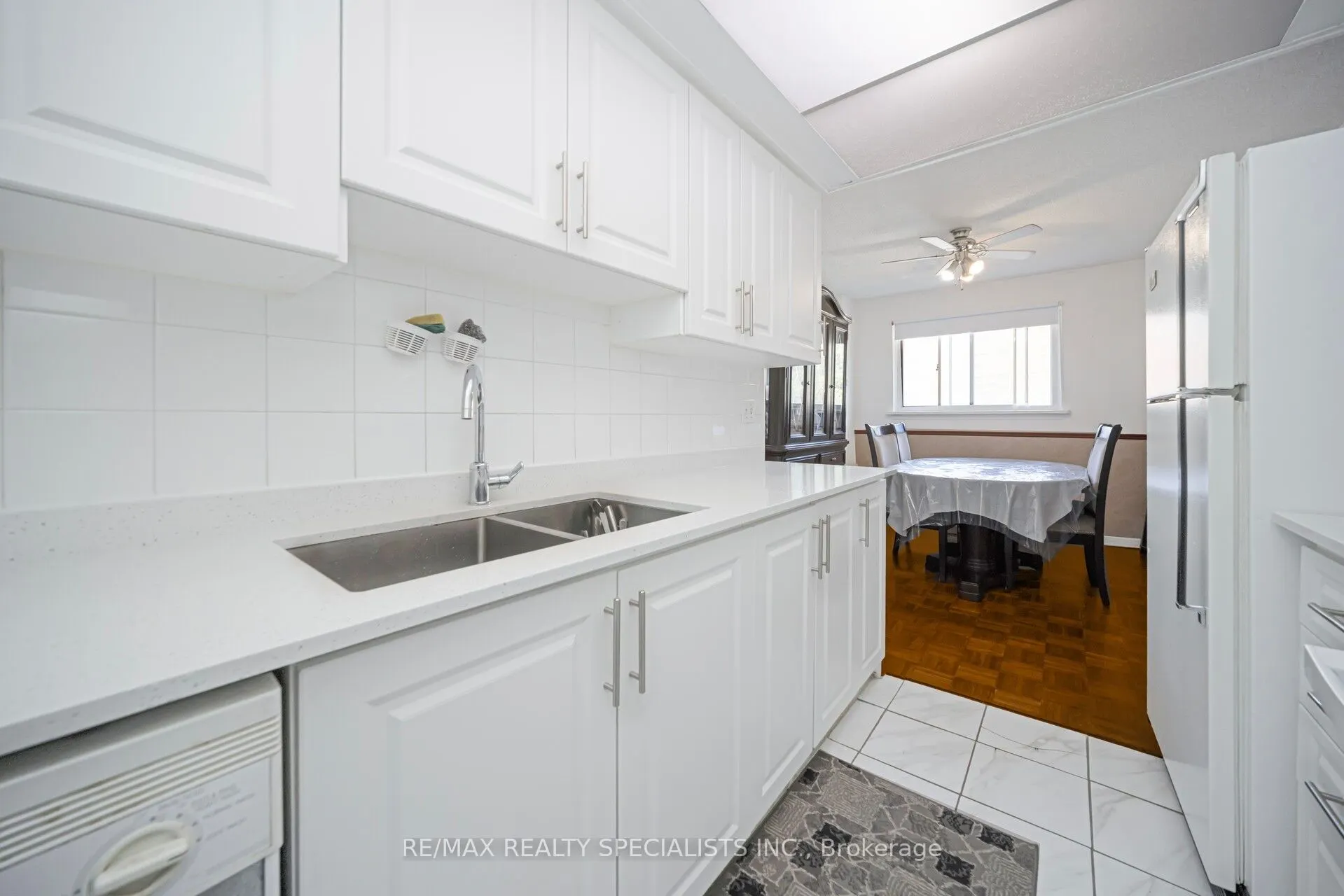 28 Lincoln Court, #28
