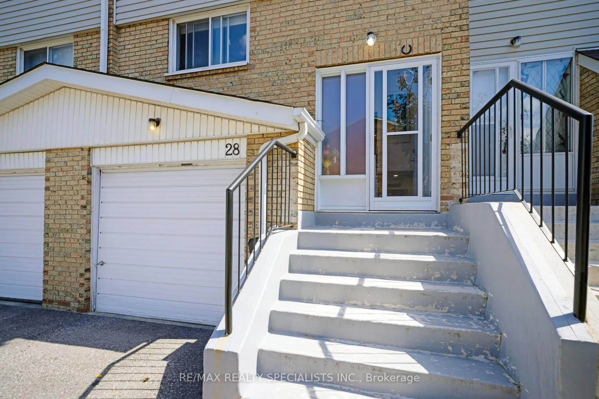 28 Lincoln Court, #28