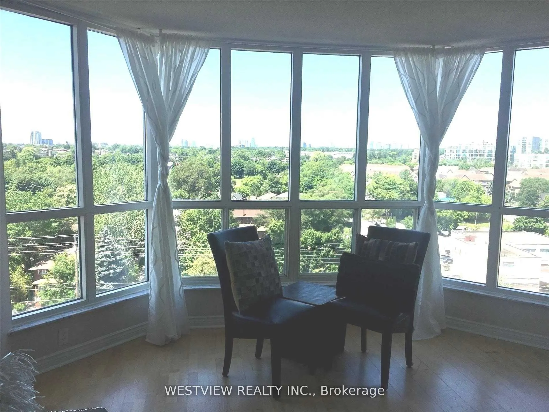 2285 Lake Shore Boulevard, #906