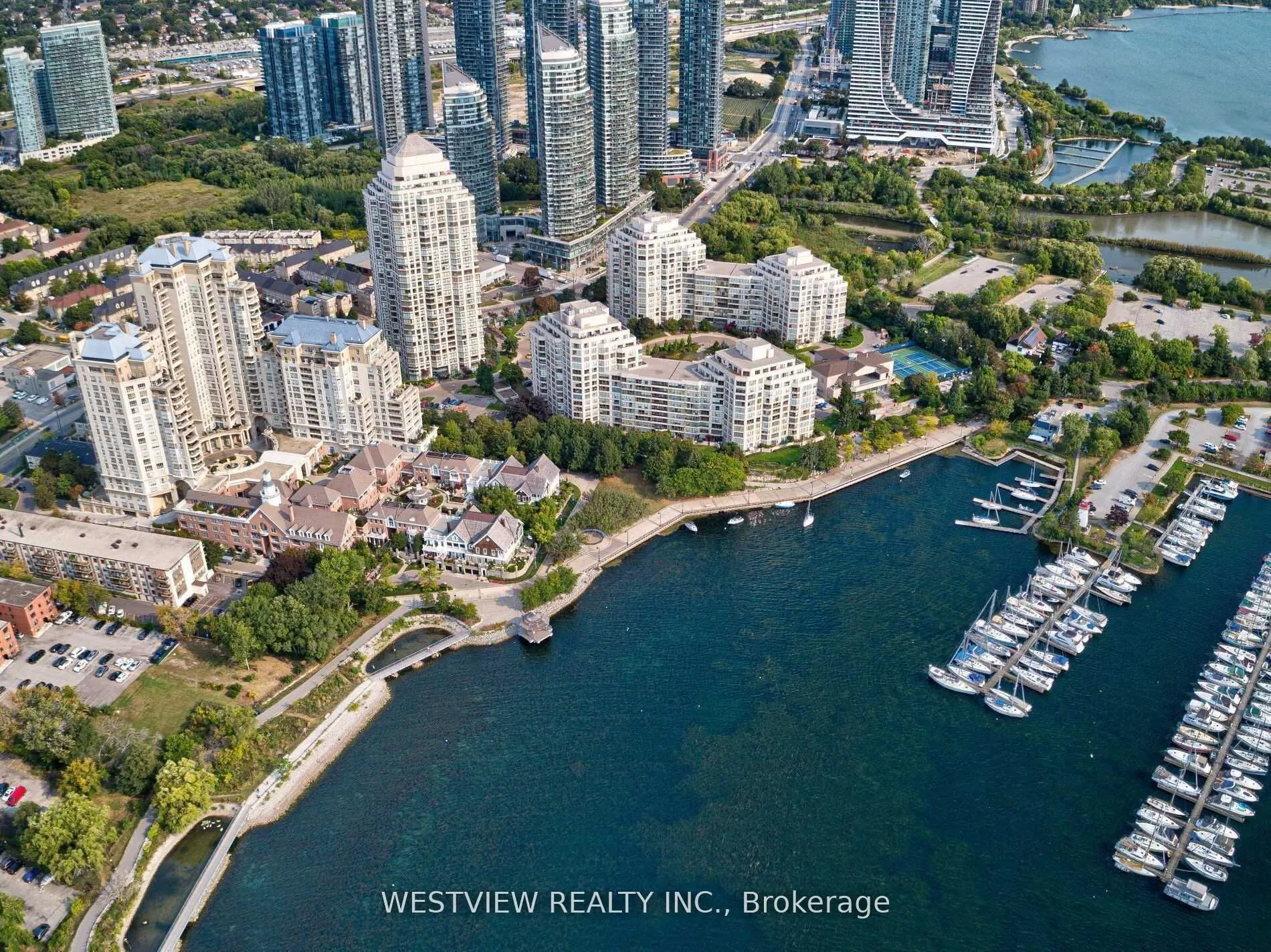 2285 Lake Shore Boulevard, #906