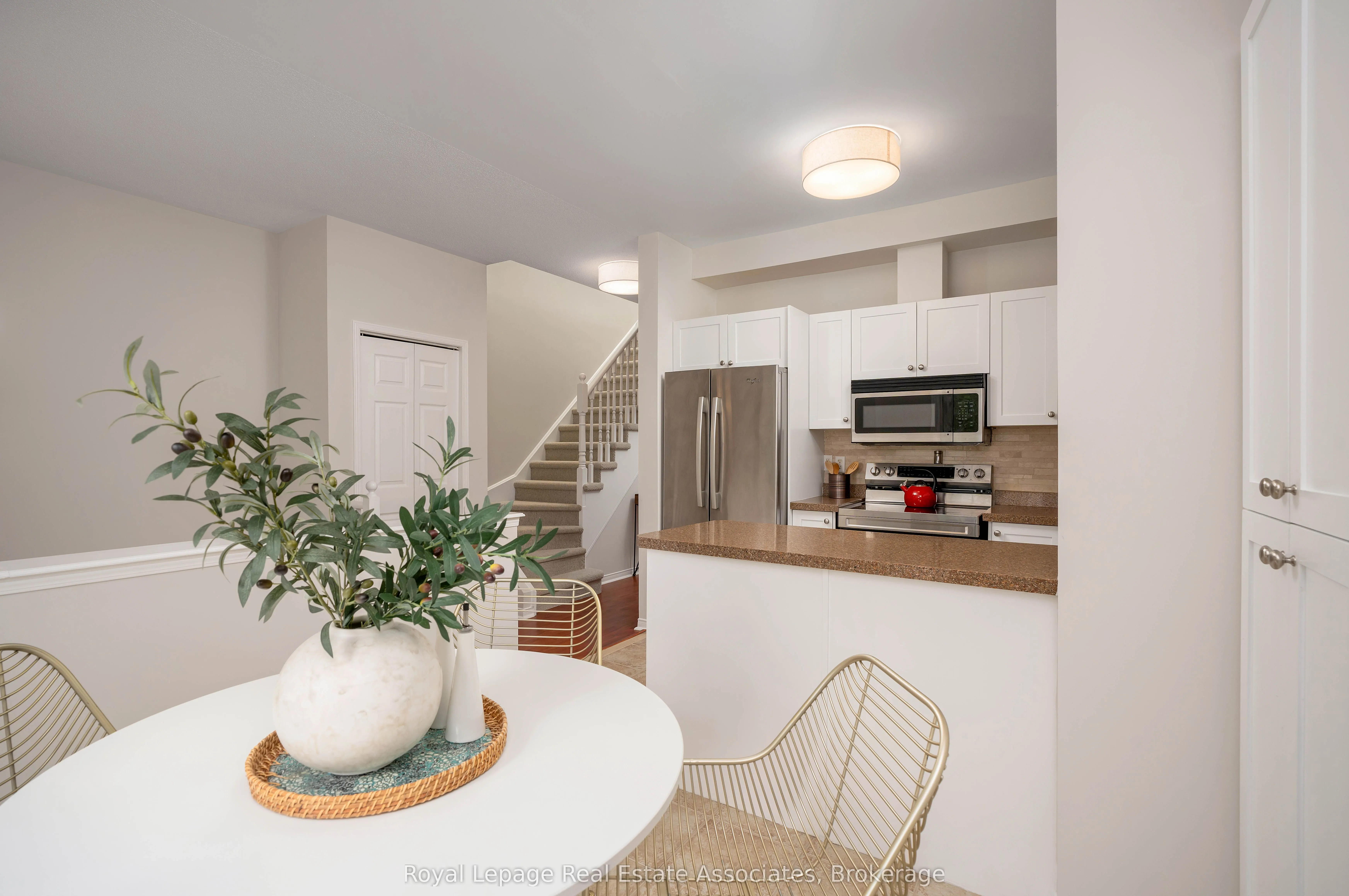 1130 Cawthra Road, #32