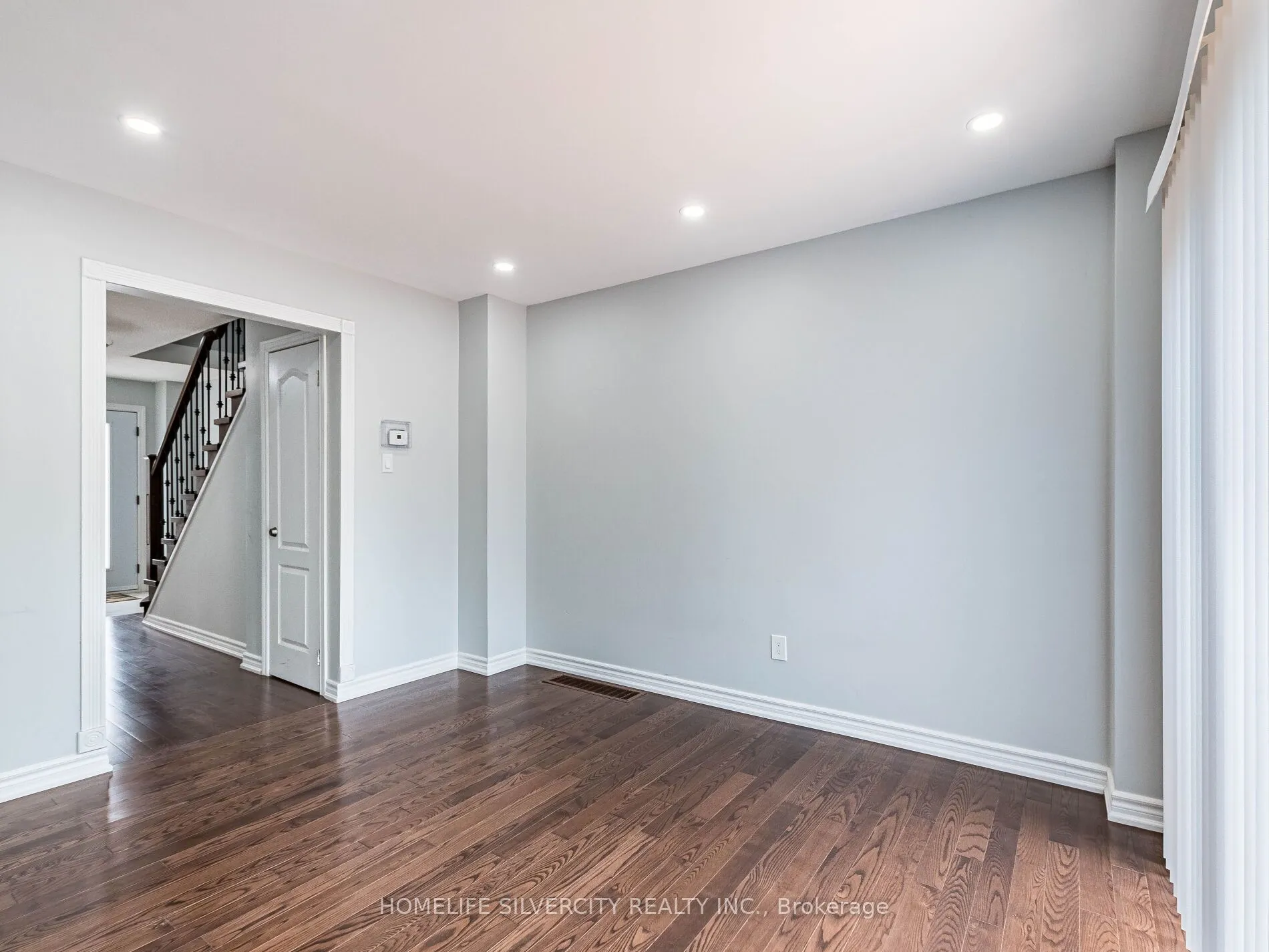 30 Castlehill Road