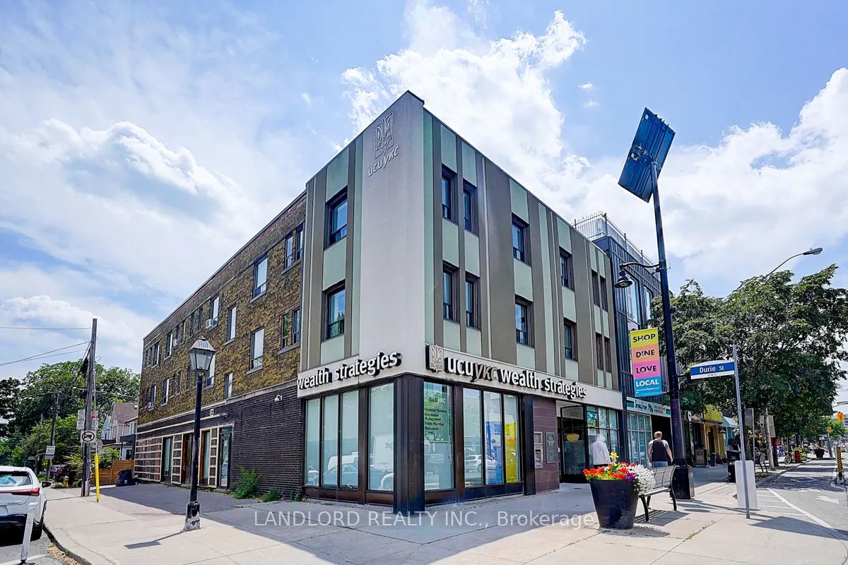 240 Durie Street, #206