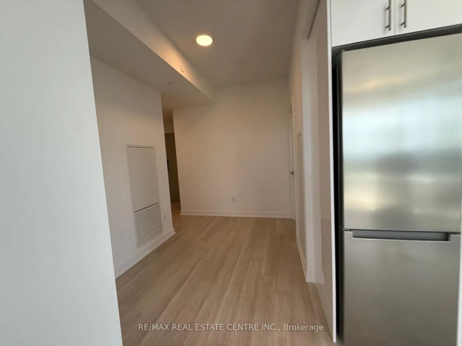 5105 Hurontario Street, #3008