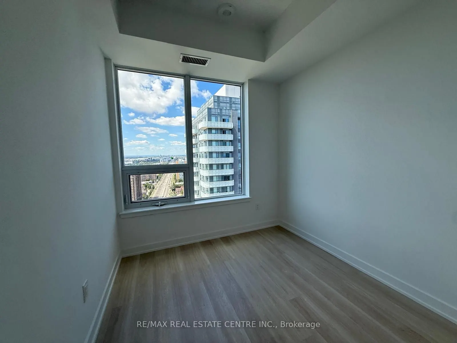 5105 Hurontario Street, #3008