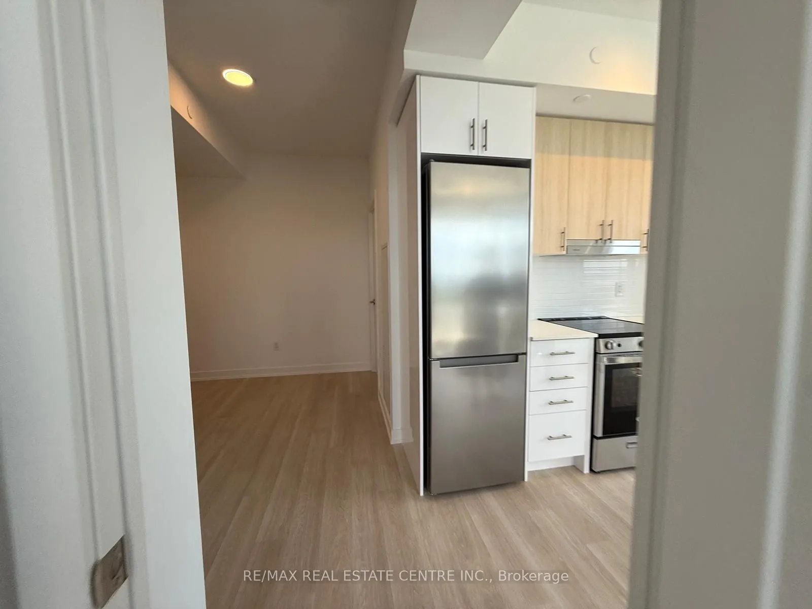 5105 Hurontario Street, #3008
