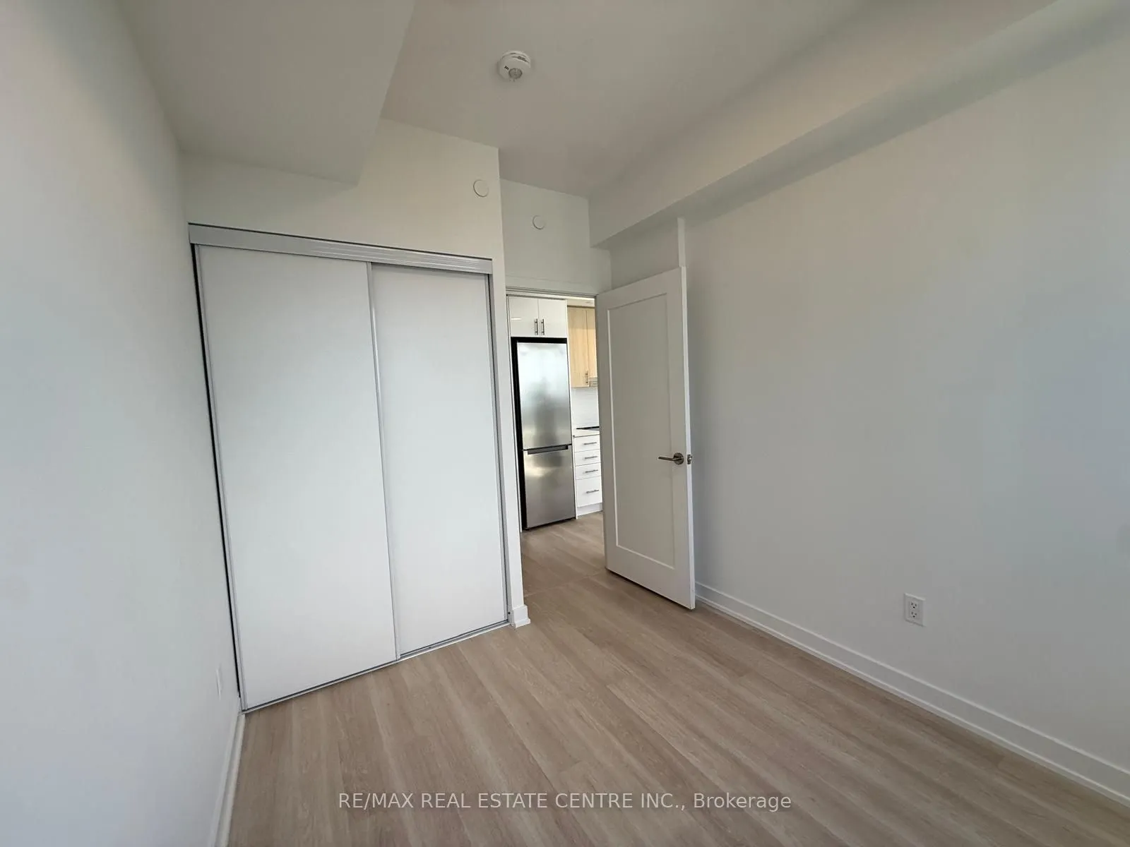 5105 Hurontario Street, #3008
