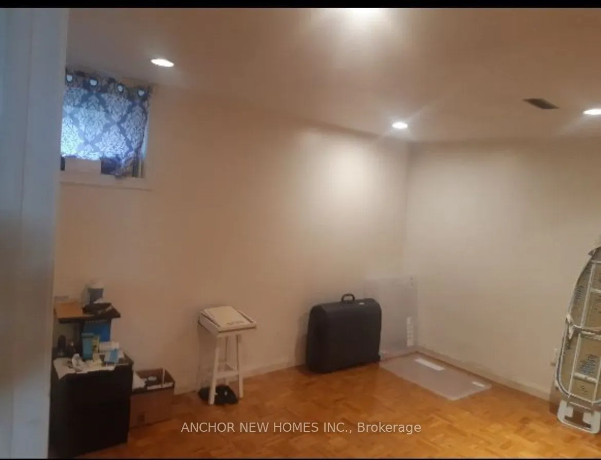 3924 Brandon Gate