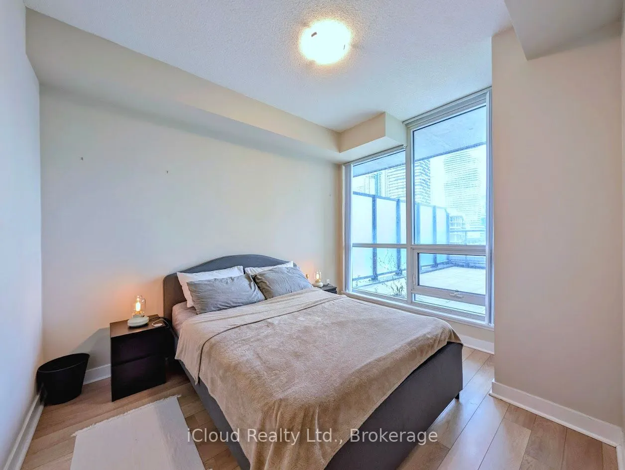 3975 Grand Park Drive, #302