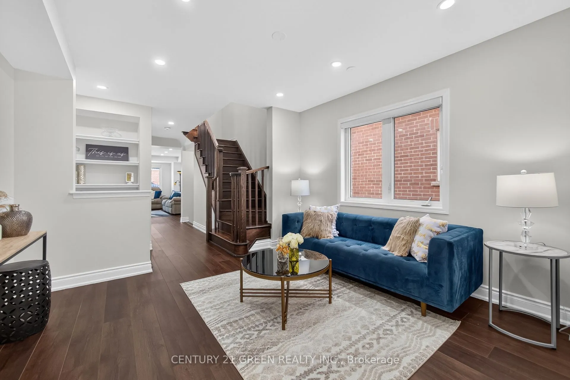 118 Bond Head Court