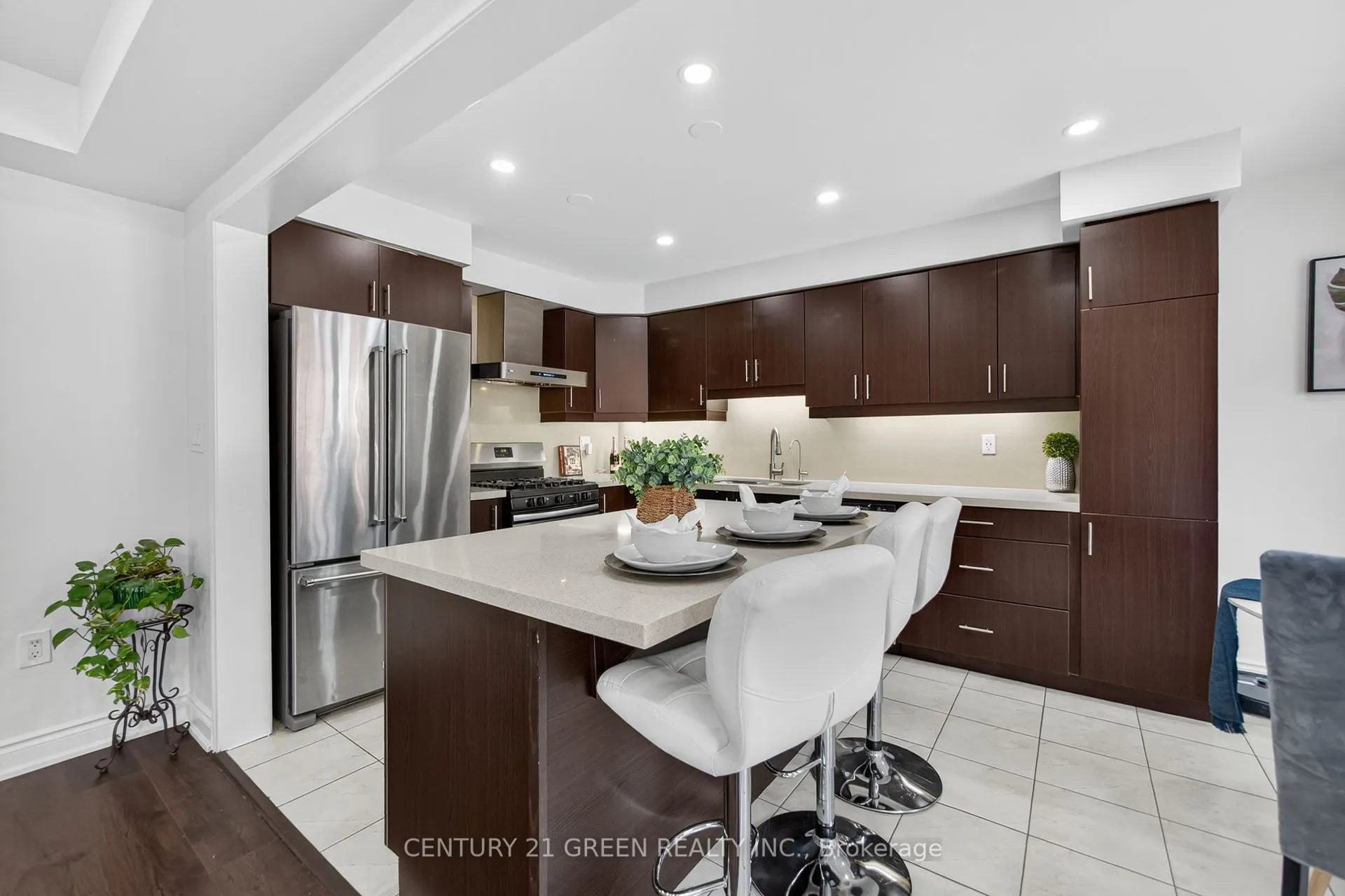 118 Bond Head Court