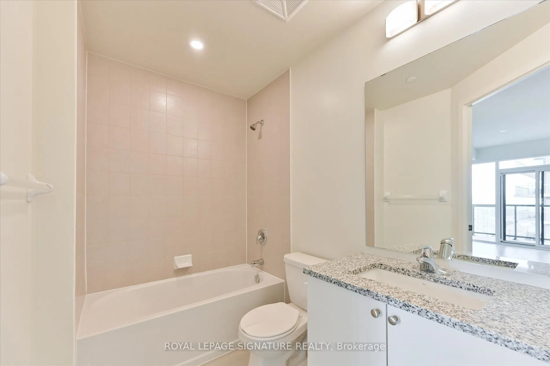 38 Annie Craig Drive, #3306