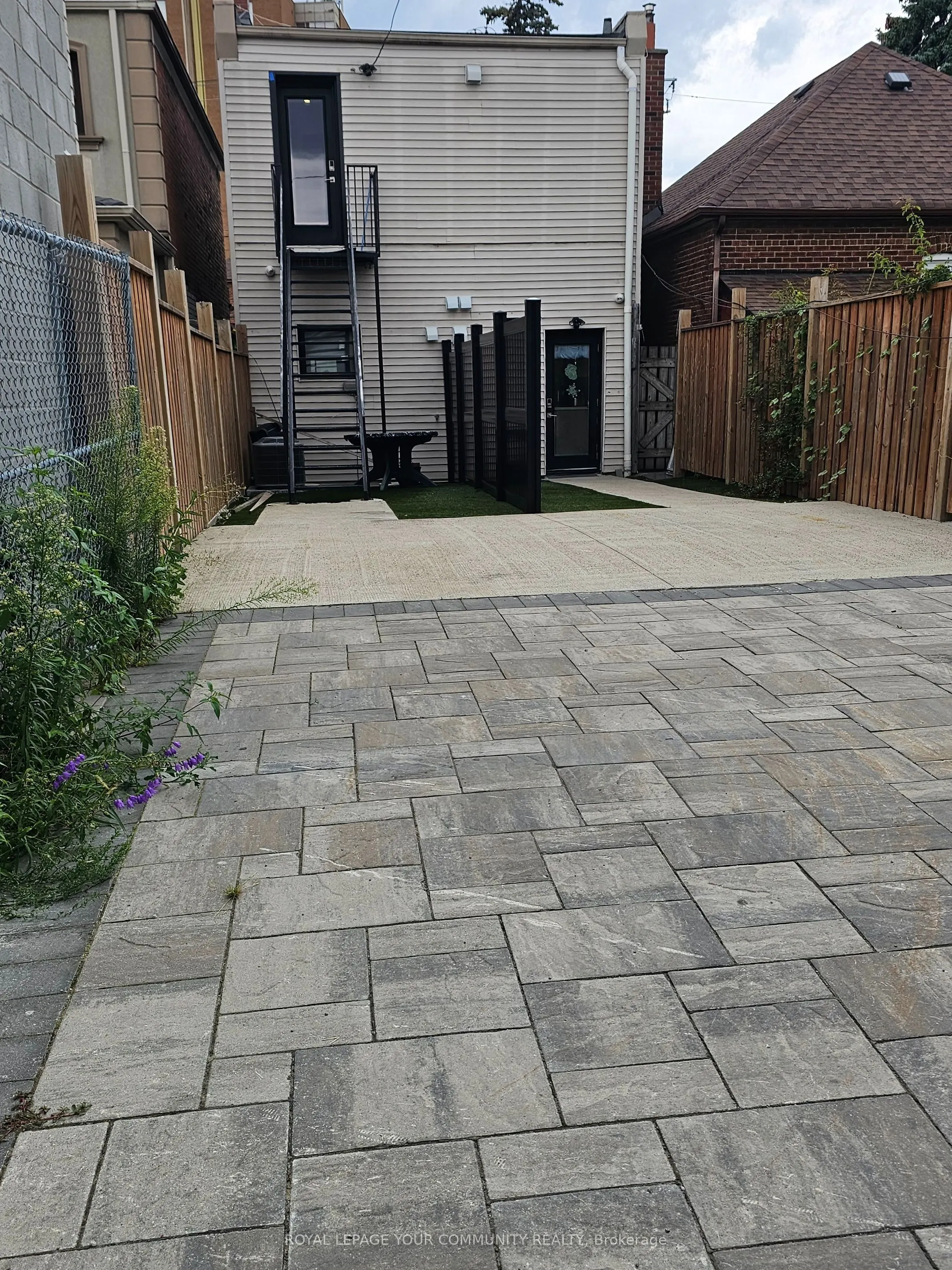 1623 Keele Street, #B (UPPER)