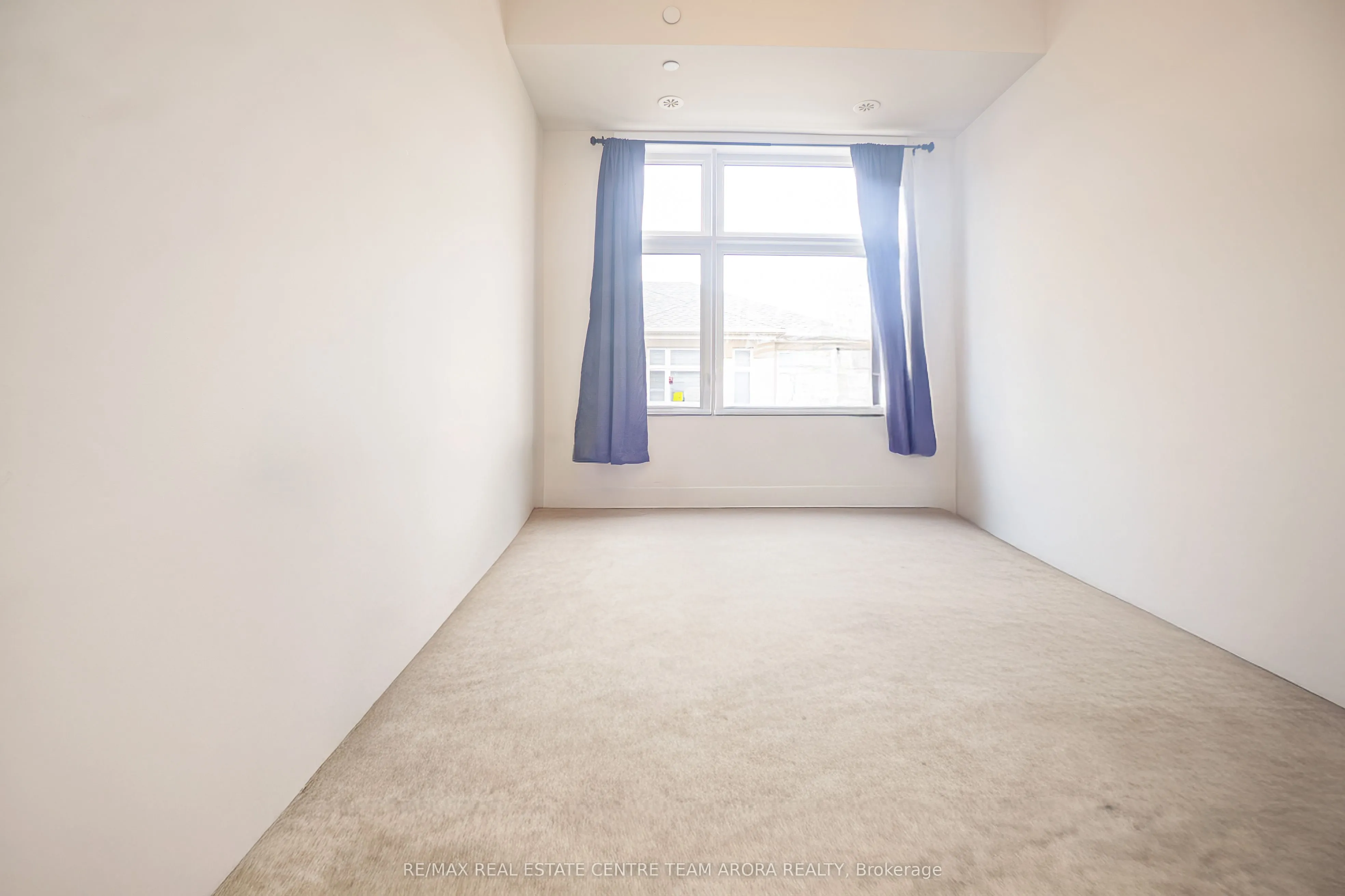 45 Fieldridge Crescent, #18