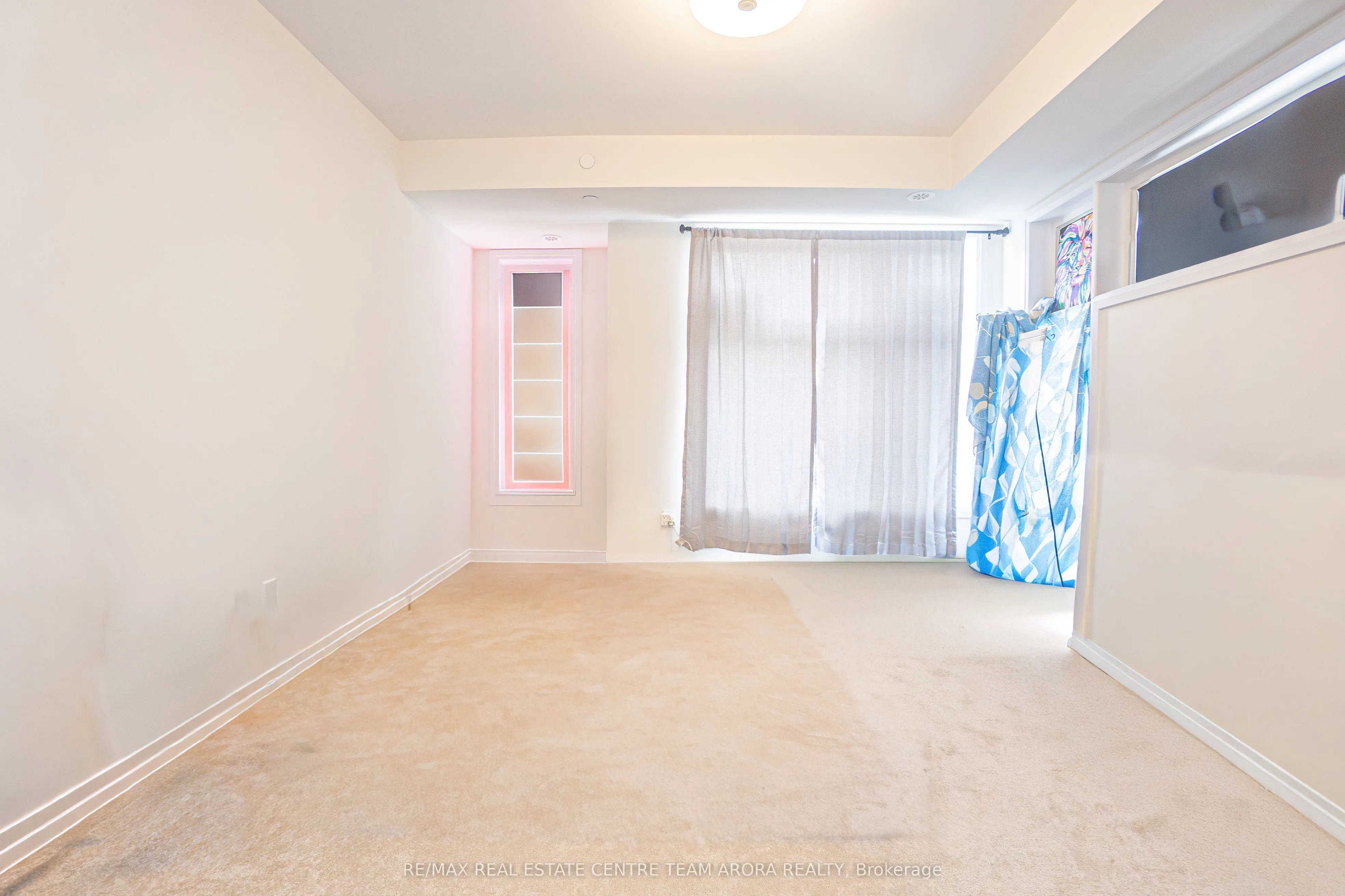 45 Fieldridge Crescent, #18