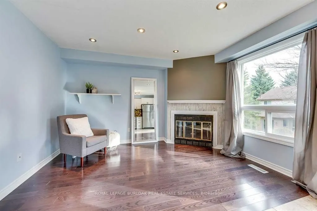 2272 Mowat Avenue, #68